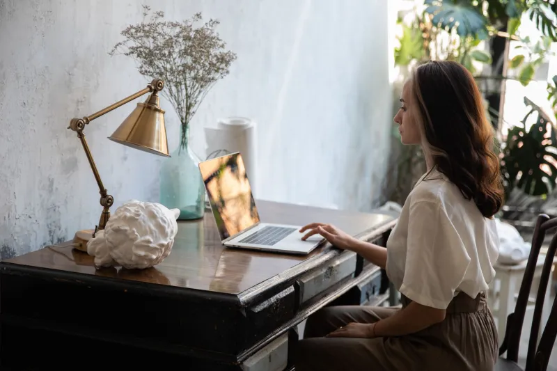 Stay Sharp, Stay Calm: A Working Professional's Guide to Using CBD Gummies During the Workday